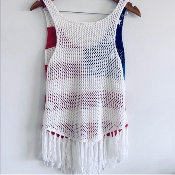 Cloud Chaser American Flag Knitted Short Sleeved Top with Fringes - Picture 5 of 9